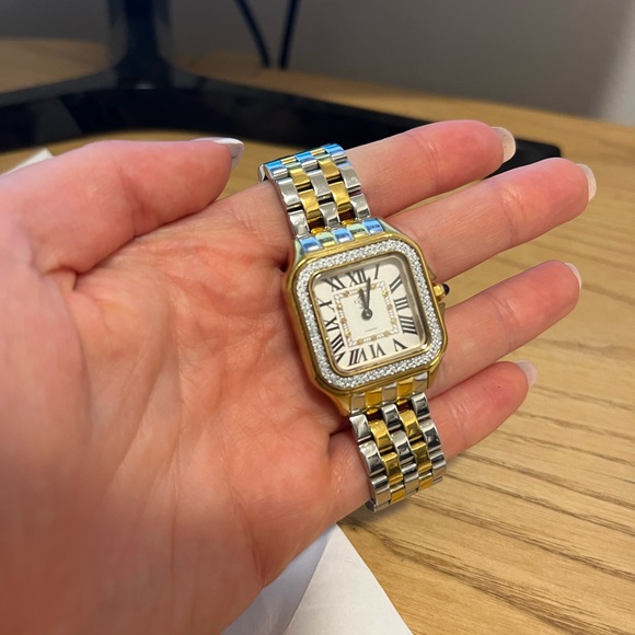 GB2 Woman’s Milan Diamond Square watch — like new and never worn - Picture 5 of 5